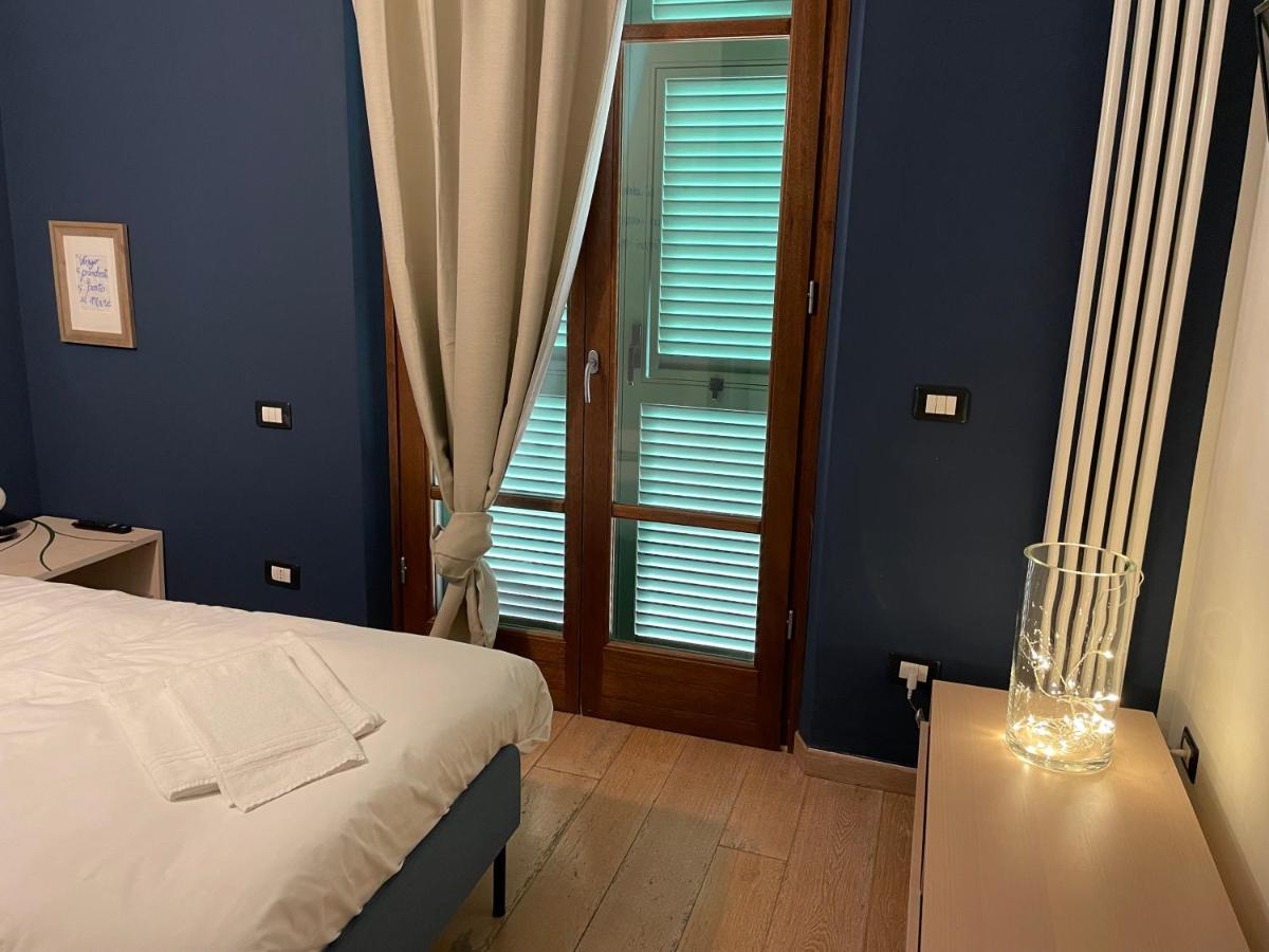 Accogliente Camera Singola Con Balcone A 500 Mt Dal Mare Marina Di Carrara Extérieur photo