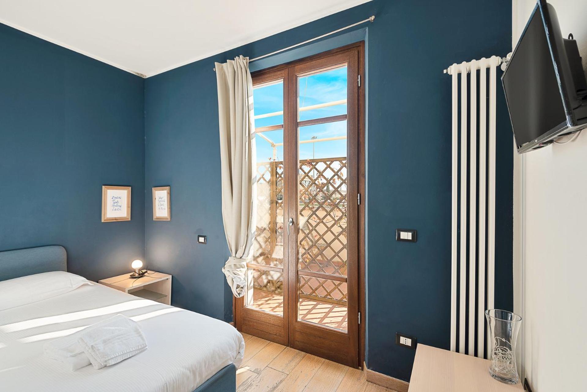Accogliente Camera Singola Con Balcone A 500 Mt Dal Mare Marina Di Carrara Extérieur photo
